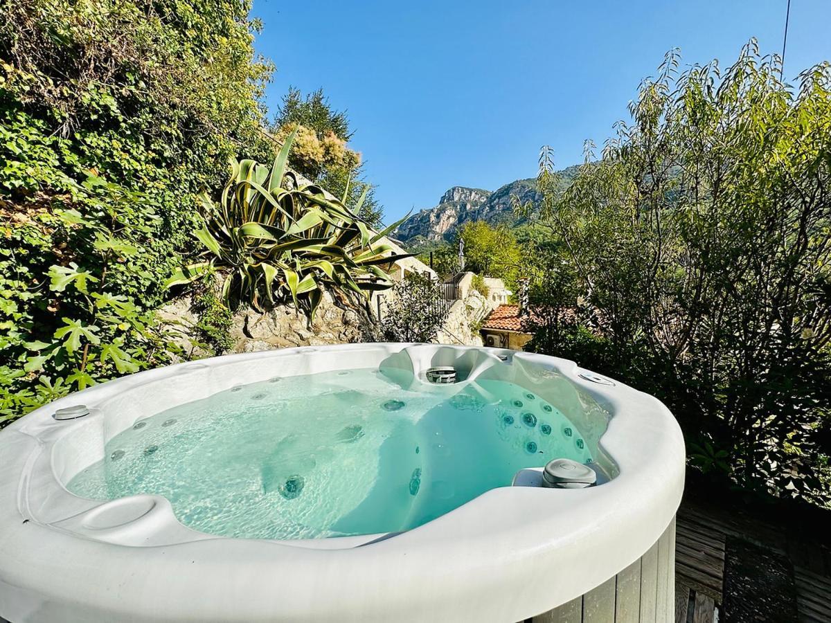 Апартаменты Domaine Les Deux Roches Le Bar-sur-Loup Номер фото